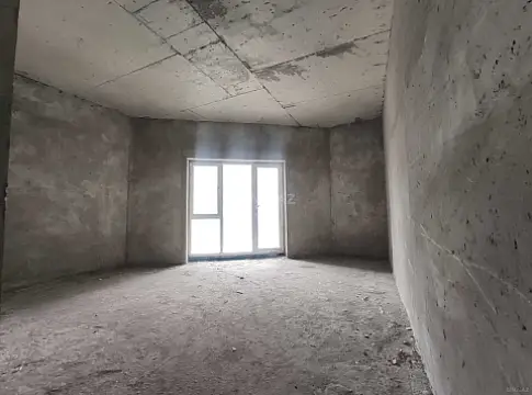 Satılır 2 otaqlı mənzil 89 m²