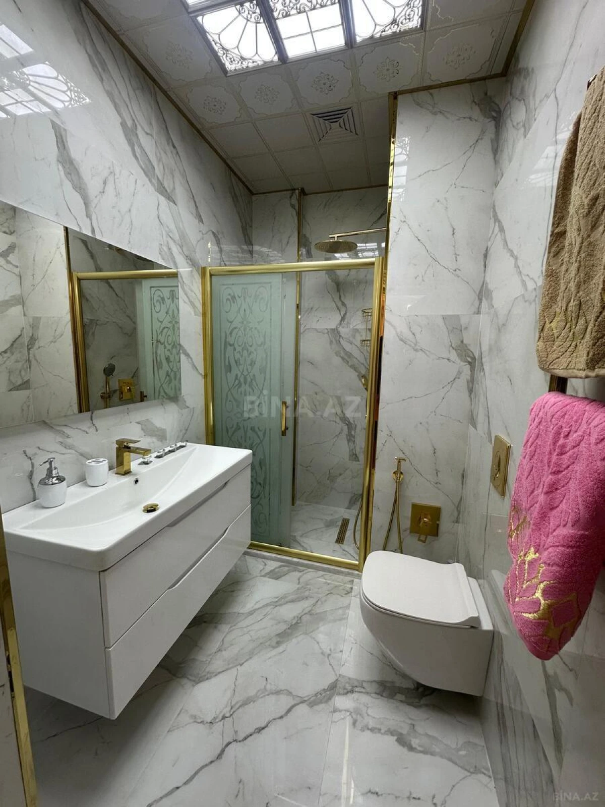 Kirayə verilir 3 otaqlı mənzil 150 m²