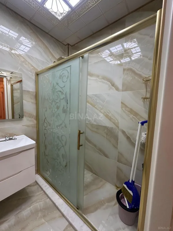 Kirayə verilir 3 otaqlı mənzil 150 m²