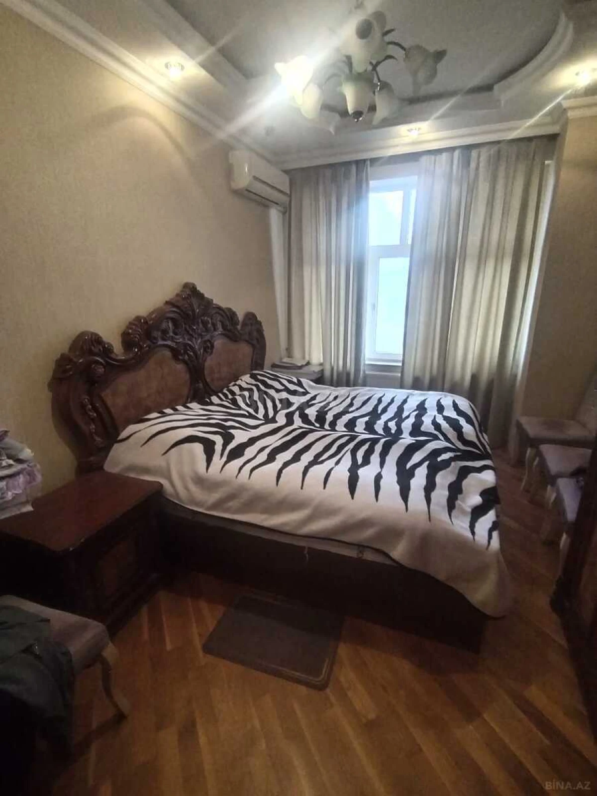 Satılır 2 otaqlı mənzil 97 m²
