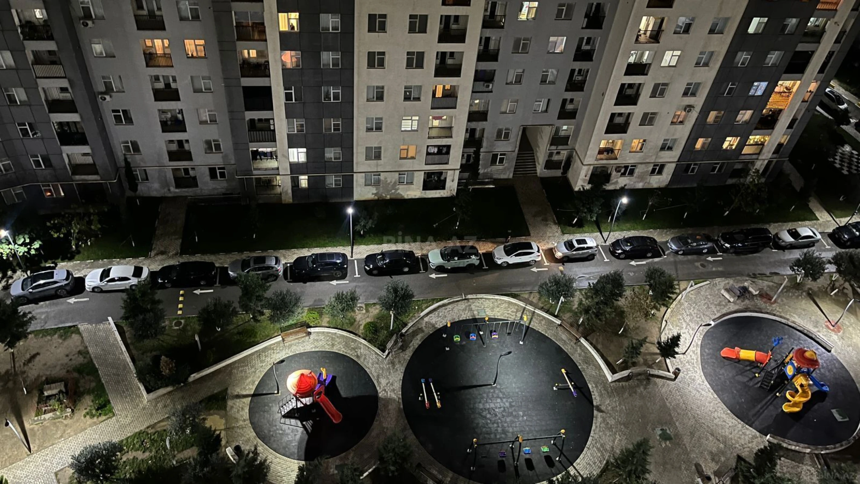 Satılır 3 otaqlı mənzil 110 m²