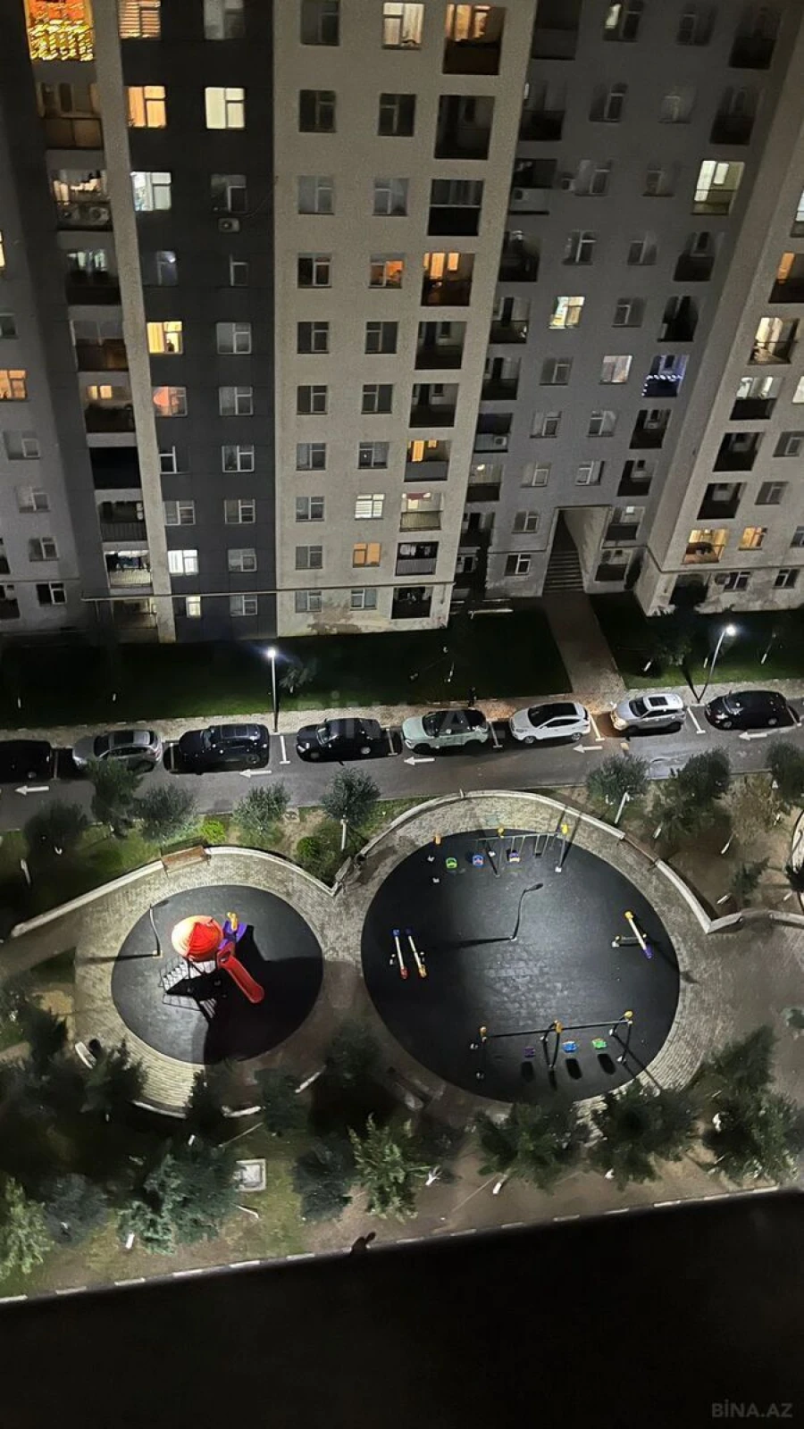 Satılır 3 otaqlı mənzil 110 m²