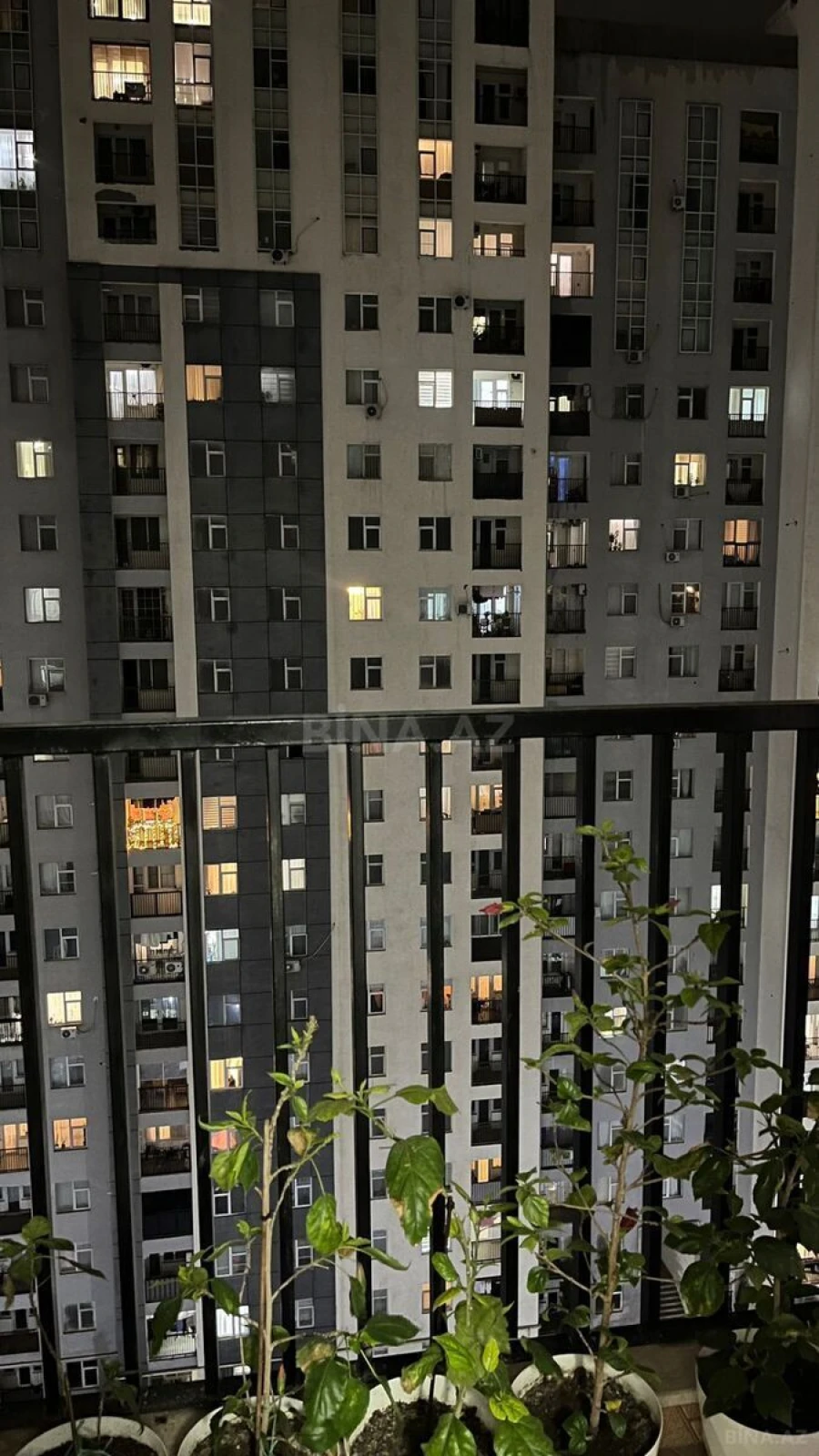Satılır 3 otaqlı mənzil 110 m²