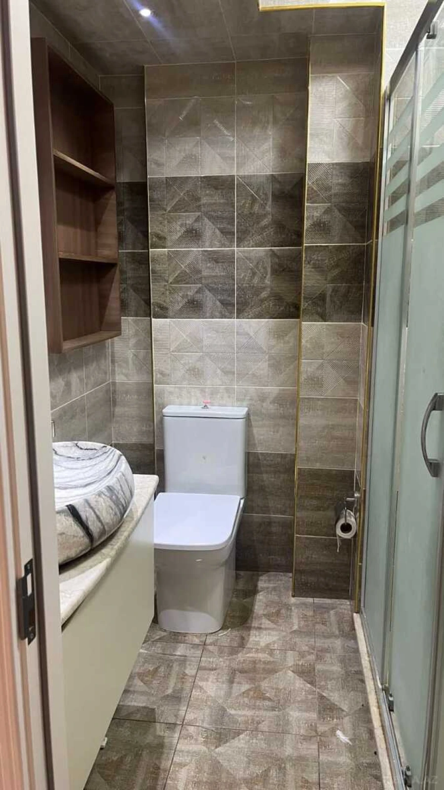 Satılır 3 otaqlı mənzil 110 m²