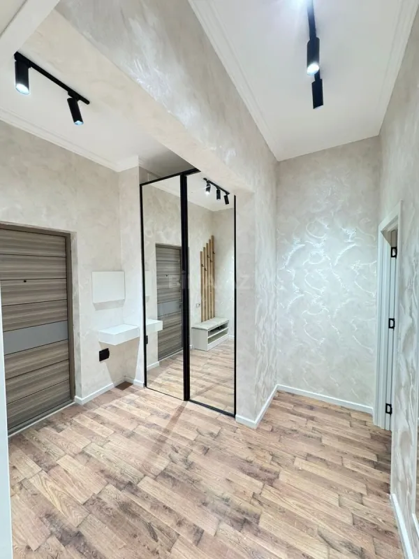 Satılır 2 otaqlı mənzil 64 m²
