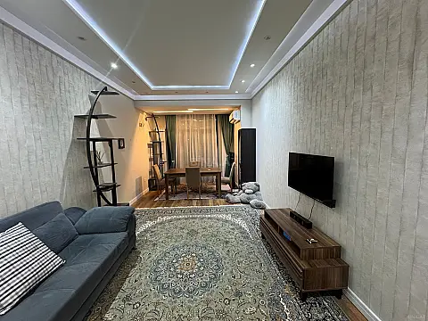 Kirayə verilir 3 otaqlı mənzil 100 m²
