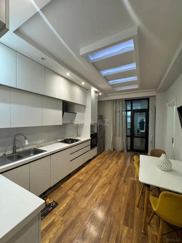 Kirayə verilir 3 otaqlı mənzil 100 m²