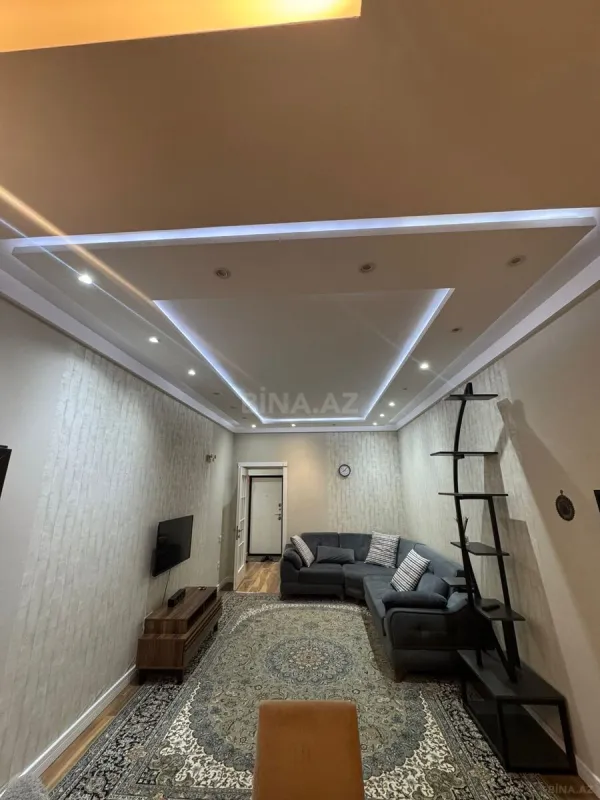 Kirayə verilir 3 otaqlı mənzil 100 m²