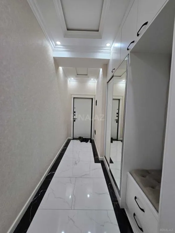 Satılır 2 otaqlı mənzil 85 m²