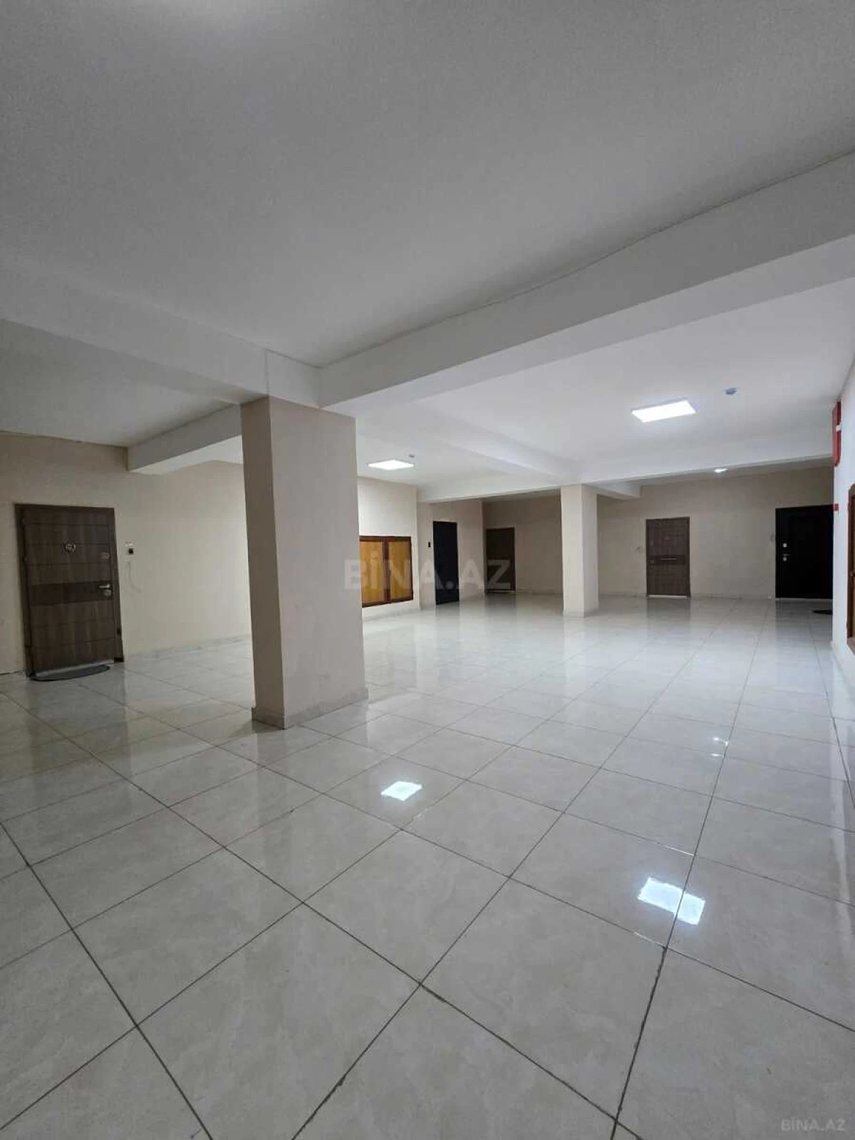 Satılır 2 otaqlı mənzil 85 m²