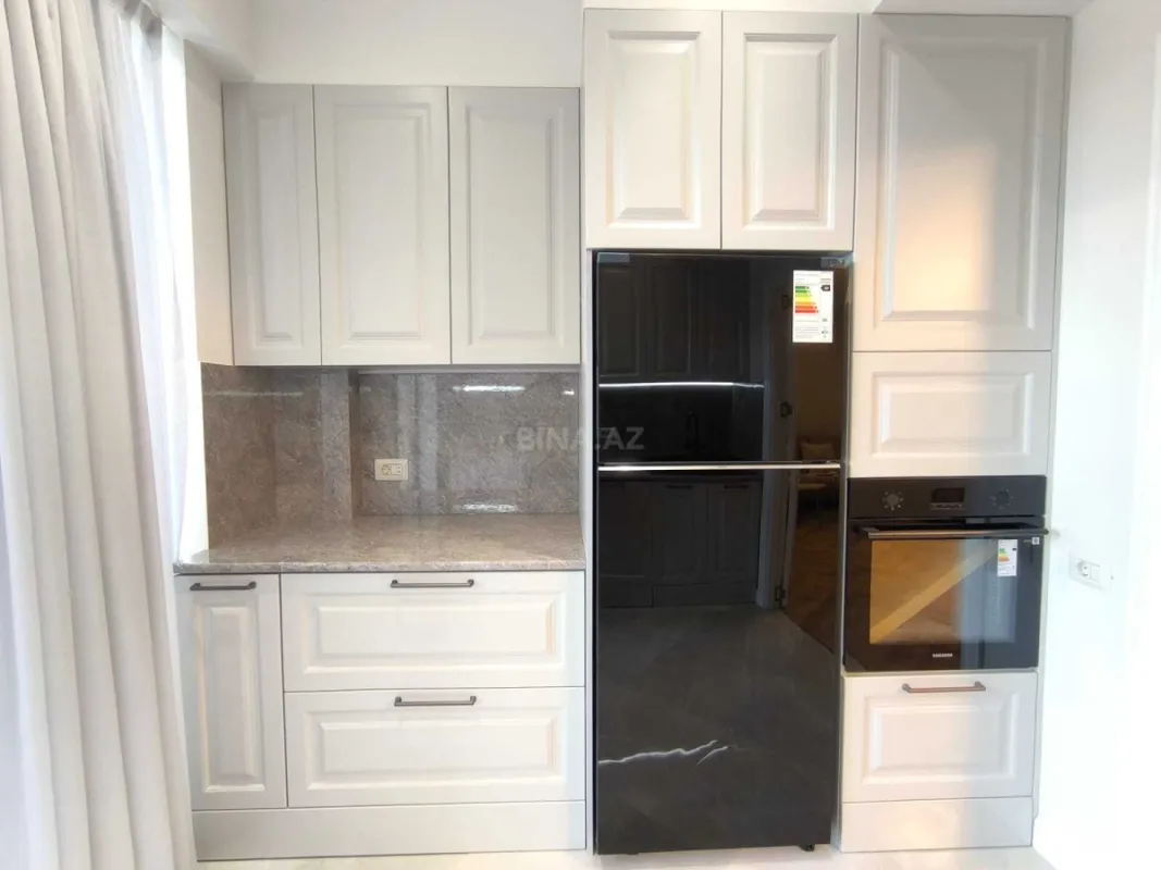 Kirayə verilir 2 otaqlı mənzil 85 m²