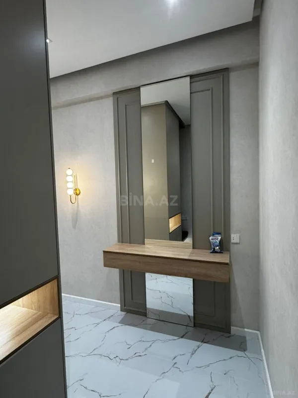 Kirayə verilir 3 otaqlı mənzil 130 m²