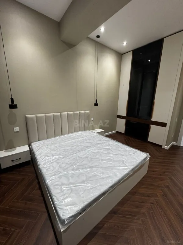 Kirayə verilir 3 otaqlı mənzil 130 m²