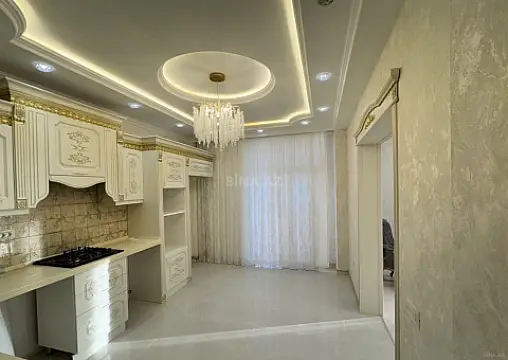 Satılır 3 otaqlı mənzil 140 m²