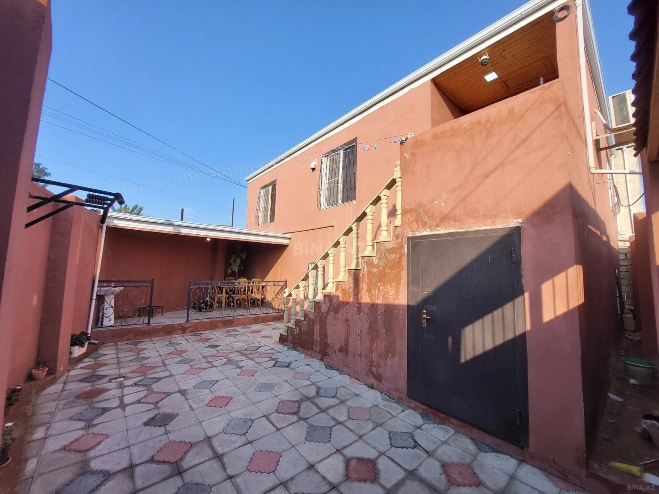 Satılır 6 otaqlı həyət evi 120 m²