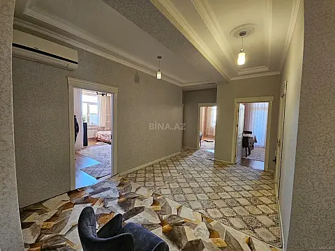 Satılır 3 otaqlı mənzil 124 m²