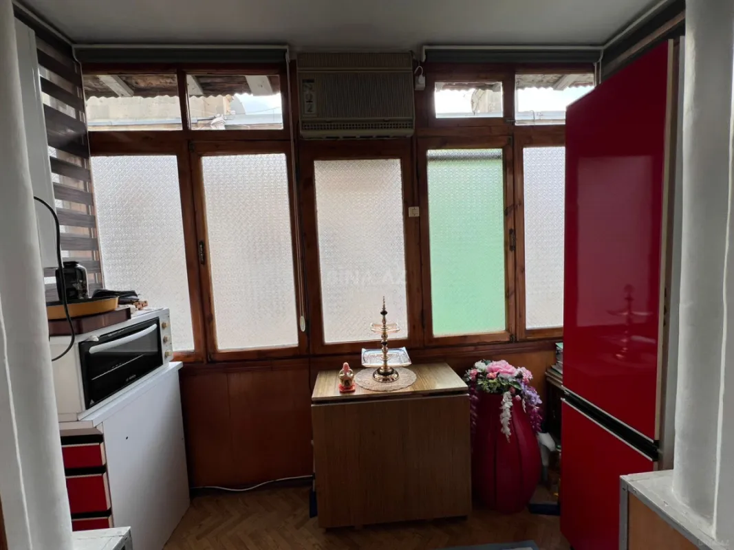 Satılır 3 otaqlı mənzil 86 m²