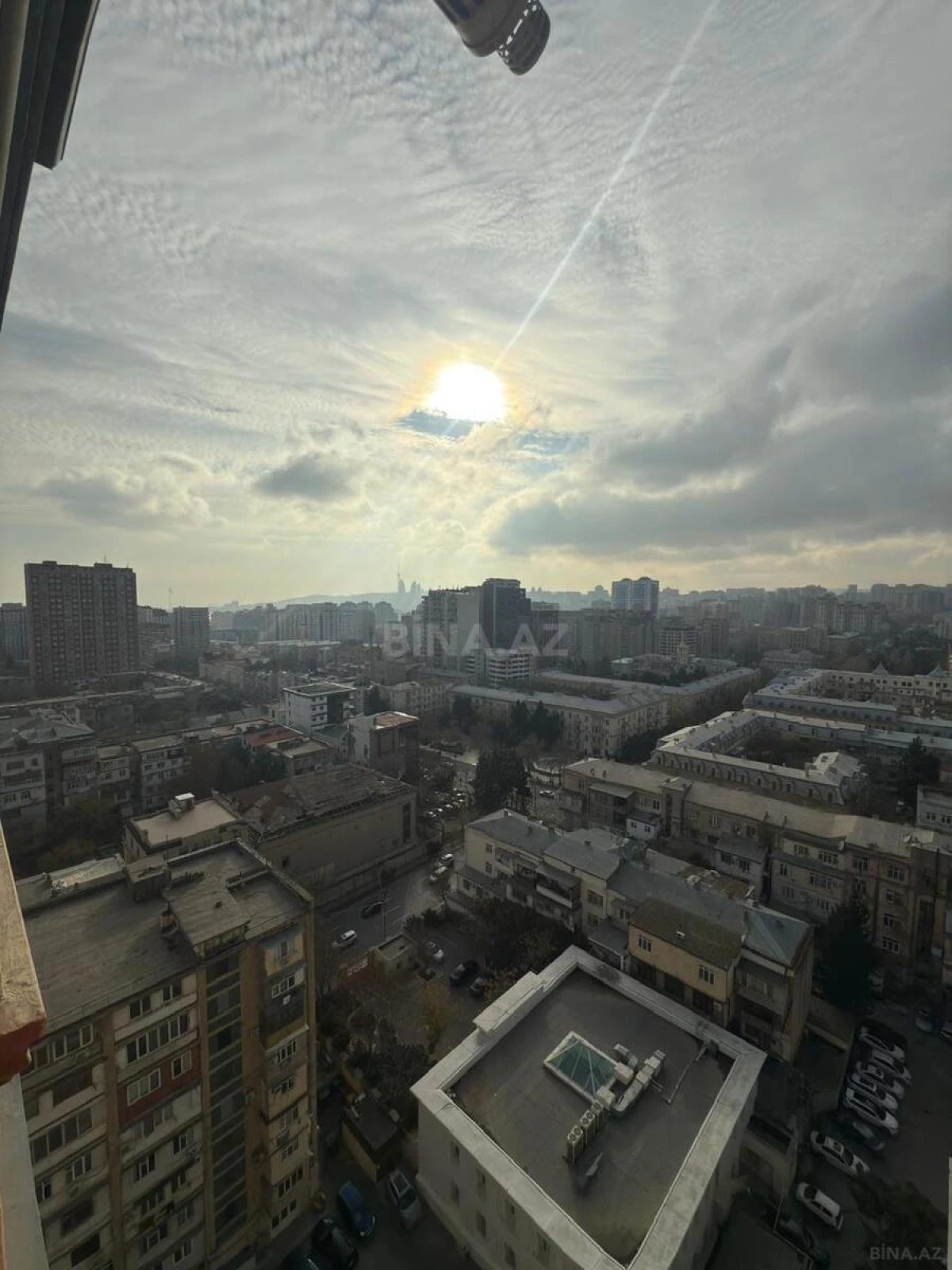 Satılır 2 otaqlı mənzil 73 m²