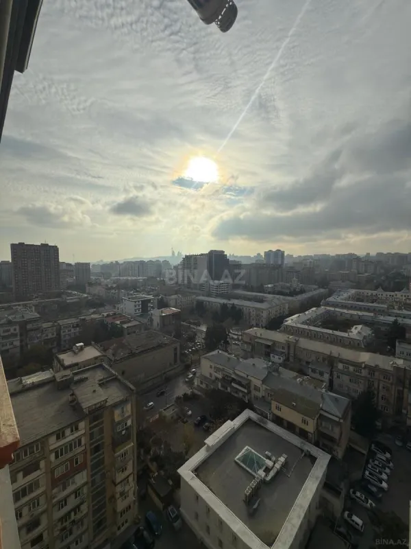 Satılır 2 otaqlı mənzil 73 m²