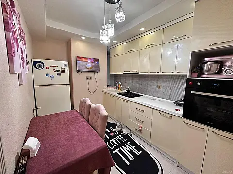 Satılır 3 otaqlı mənzil 92 m²