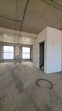 Satılır obyekt 300 m²