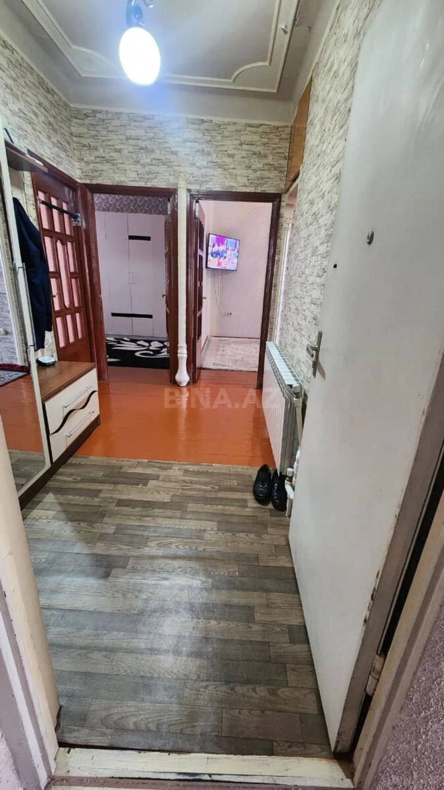 Satılır 5 otaqlı mənzil 110 m²