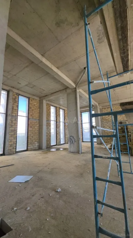 Satılır obyekt 600 m²