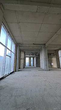 Satılır obyekt 600 m²