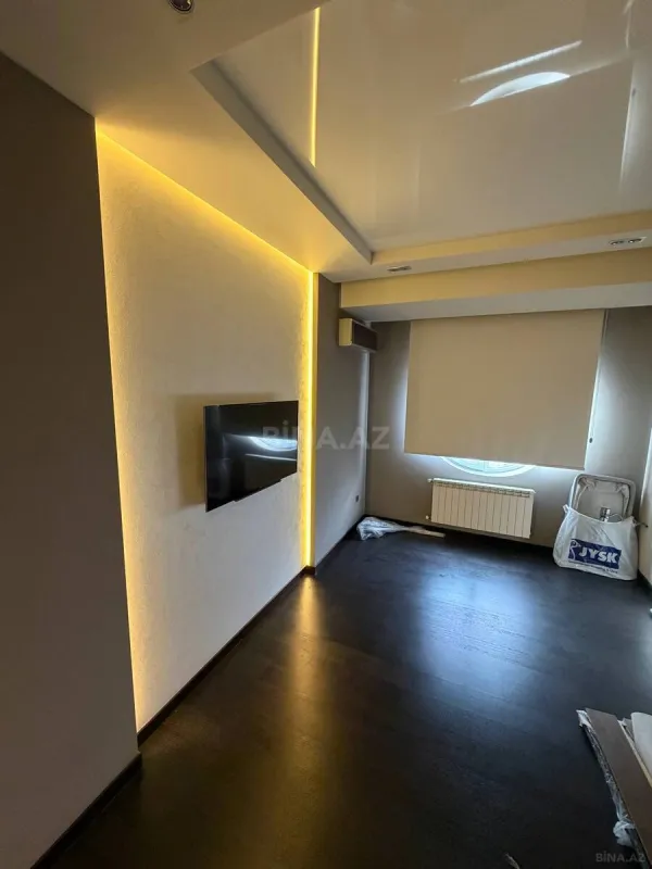 Satılır 2 otaqlı mənzil 103 m²
