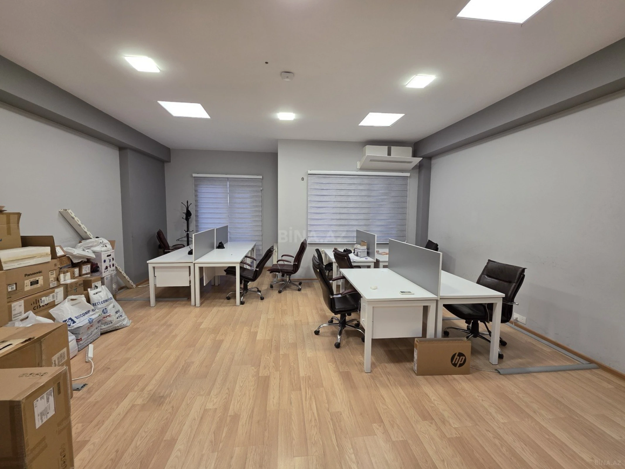 Kirayə verilir 8 otaqlı ofis 400 m²