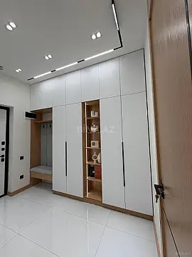 Kirayə verilir 2 otaqlı mənzil 72 m²