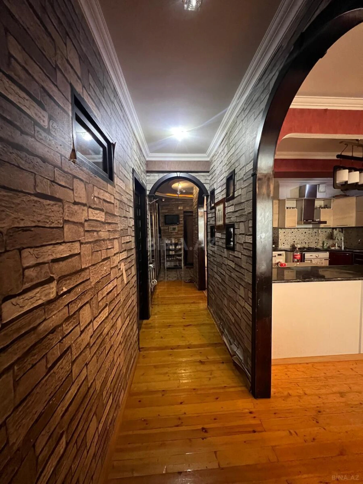 Satılır 3 otaqlı mənzil 82 m²