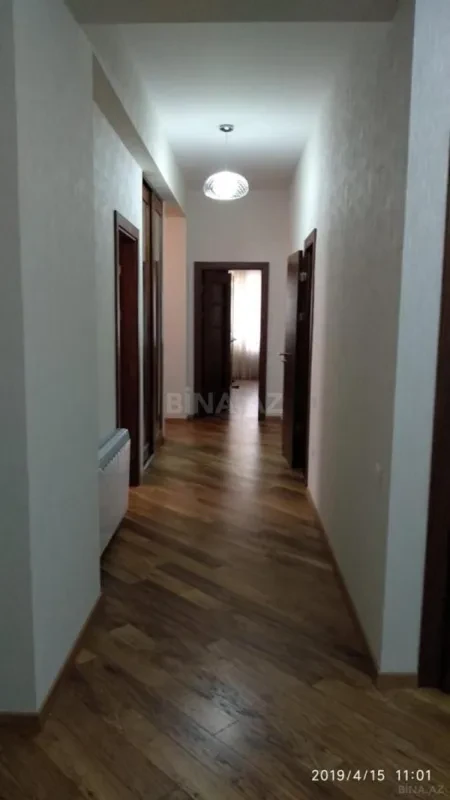 Kirayə verilir 4 otaqlı mənzil 190 m²