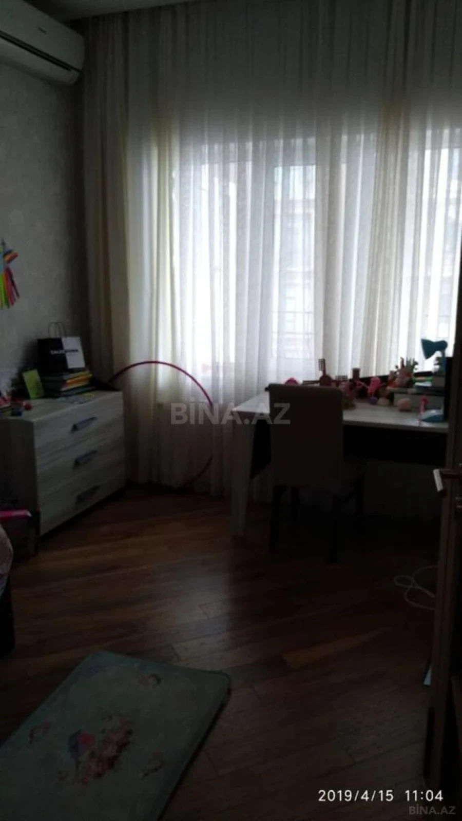Kirayə verilir 4 otaqlı mənzil 190 m²