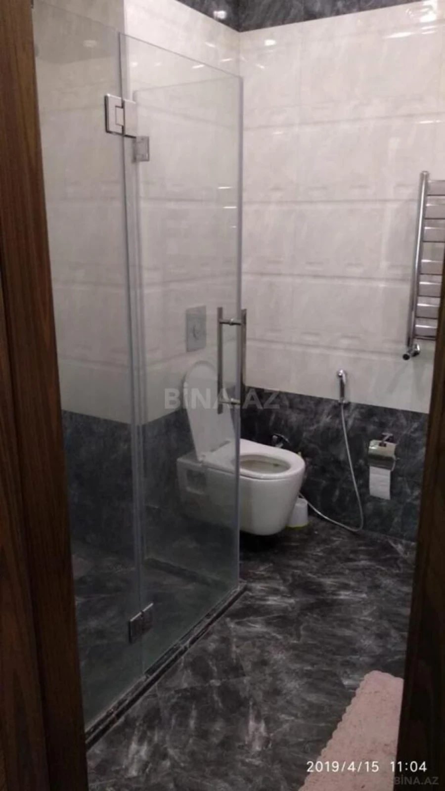 Kirayə verilir 4 otaqlı mənzil 190 m²