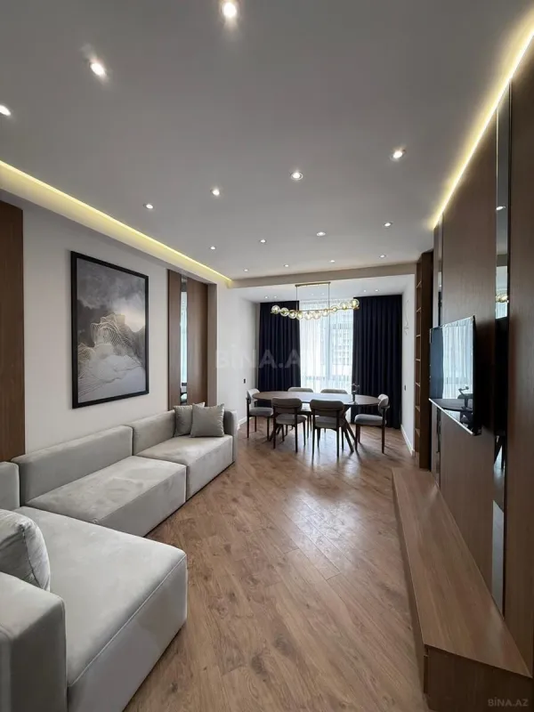 Satılır 3 otaqlı mənzil 118 m²