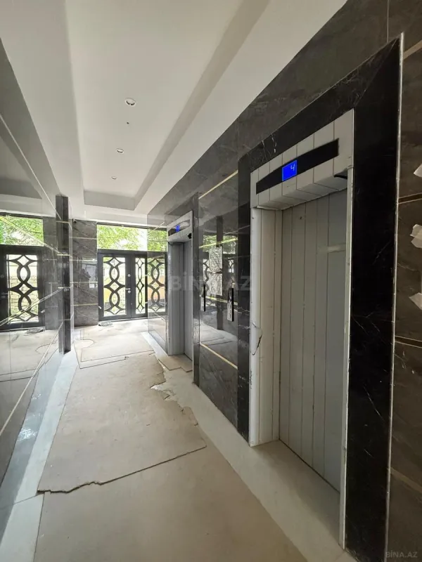 Satılır 3 otaqlı mənzil 118 m²