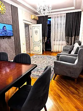 Satılır 3 otaqlı mənzil 113 m²
