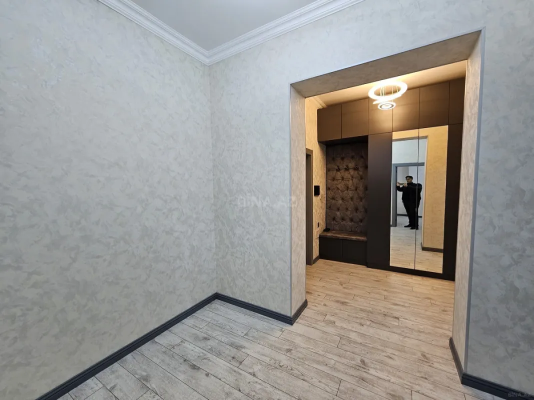 Satılır 2 otaqlı mənzil 63 m²