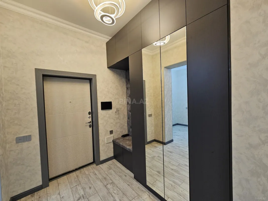 Satılır 2 otaqlı mənzil 63 m²