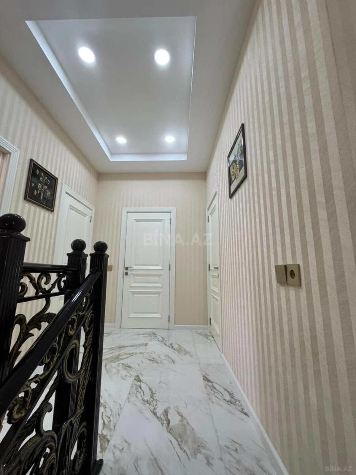 Satılır 5 otaqlı mənzil 150 m²
