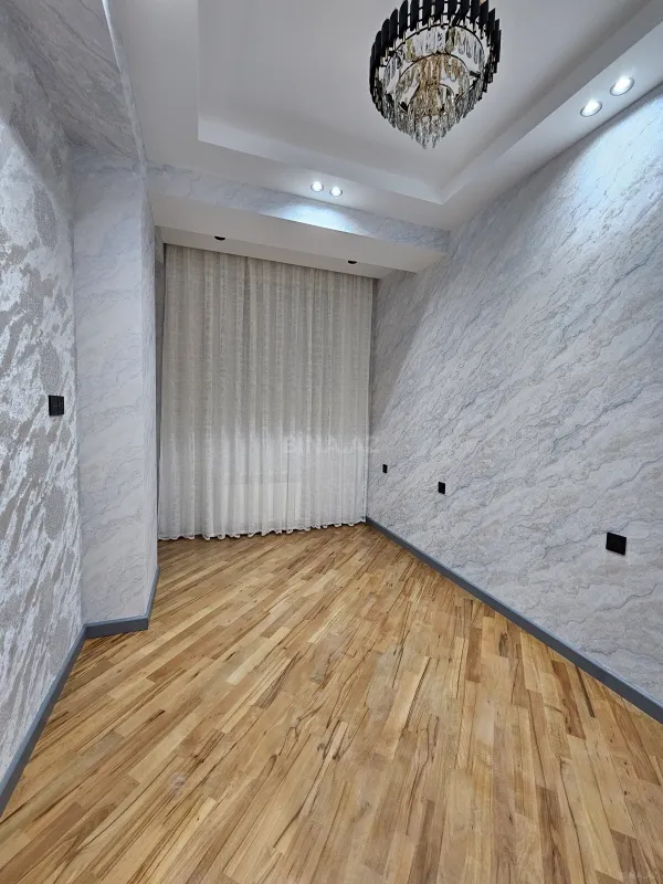 Satılır 3 otaqlı mənzil 77 m²