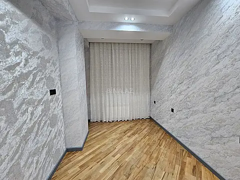 Satılır 3 otaqlı mənzil 77 m²