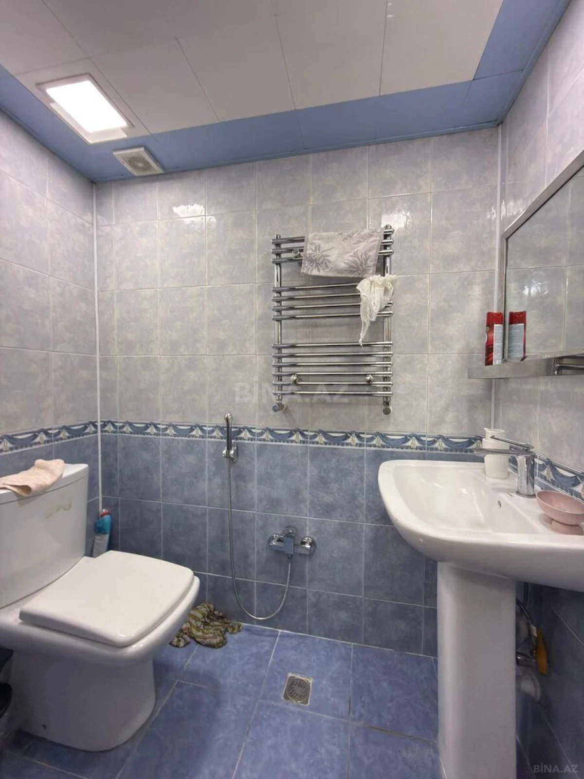 Satılır 3 otaqlı mənzil 105 m²
