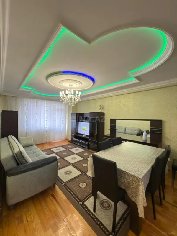 Satılır 3 otaqlı mənzil 105 m²