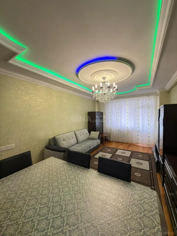Satılır 3 otaqlı mənzil 105 m²
