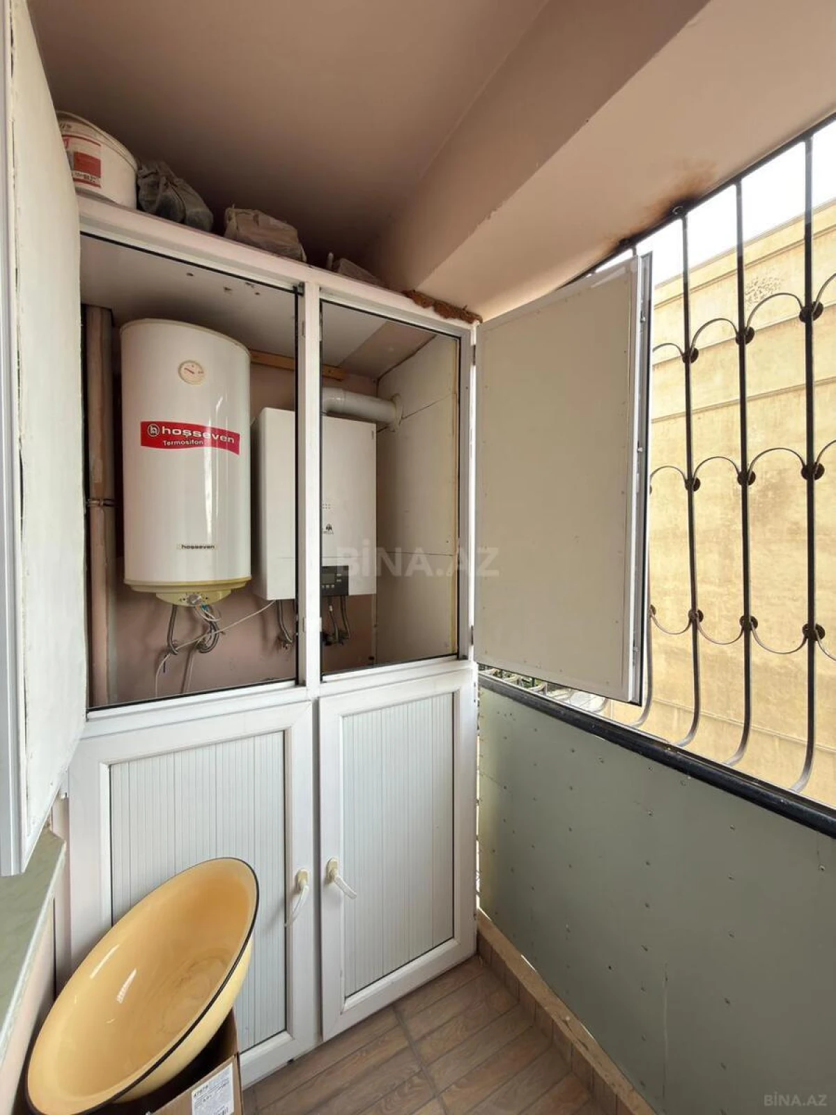 Satılır 3 otaqlı mənzil 105 m²