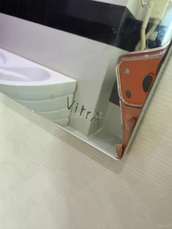 Satılır 3 otaqlı mənzil 130 m²