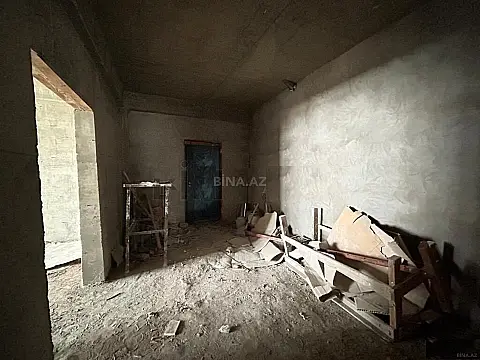 Satılır 3 otaqlı mənzil 118 m²