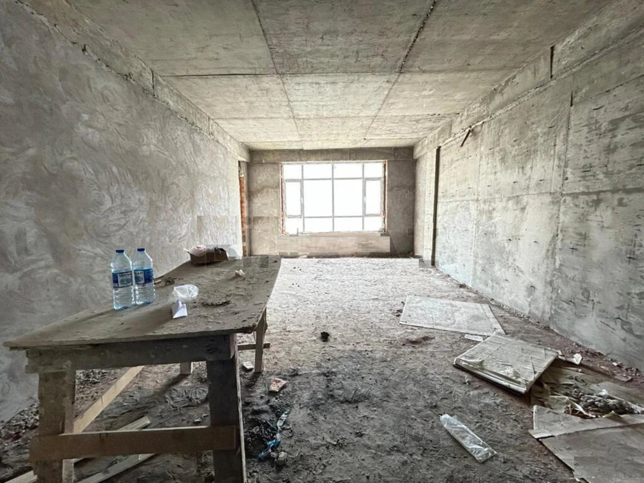 Satılır 3 otaqlı mənzil 118 m²